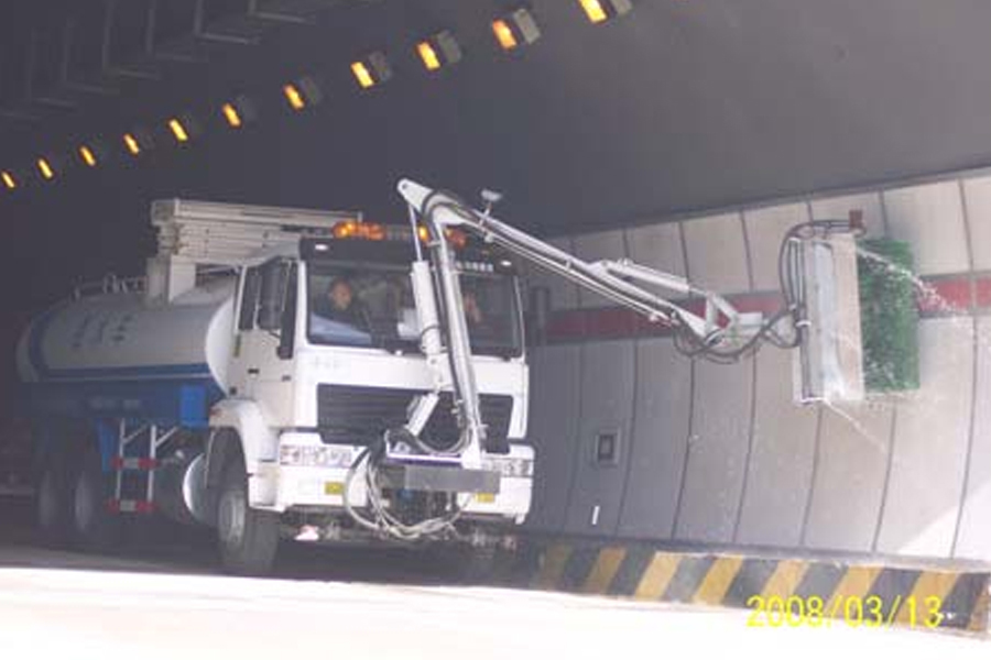 隧道壁清洗车